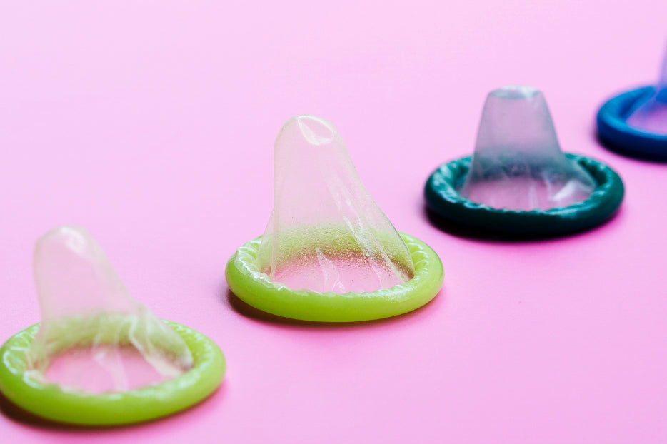 What You Need to Know: Latex vs. Non-Latex Condoms Explained | Hunting down the ultimate condom match for safety and sensational satisfaction
