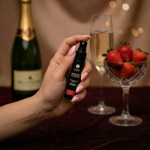 Shunga Waves of Pleasure Oral Pleasure Spray Sparkling Strawberry Wine 0.66 fl oz